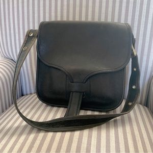 Vintage Coach Black Leather Shoulder Bag Purse 733-8099
